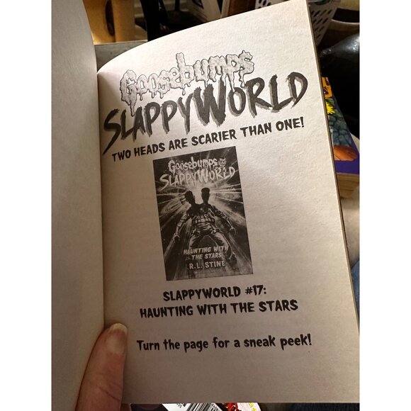 Goosebumps Slappyworld #16 Slappy In Dreamland R.L. Stine Paperback Book Unread - Picture 7 of 10